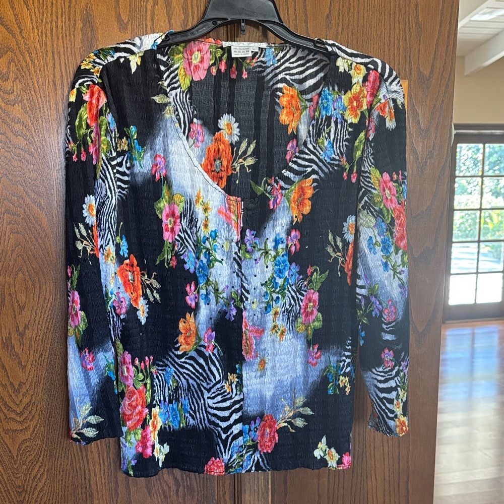 Alberto Makali Black Floral Zebra Print Blouse
